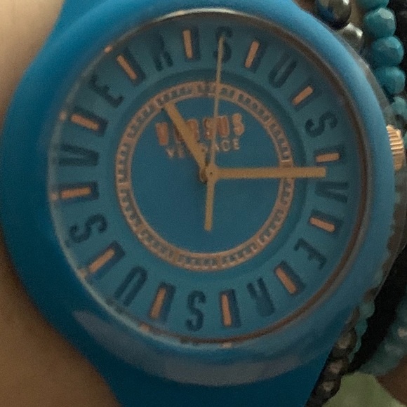 Auth Versace Versus watch in aqua turquoise - Picture 2 of 3